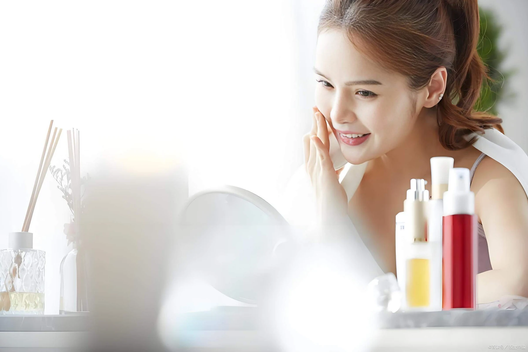 Finished skincare products formulated with cosmetic grade preservatives and humectants