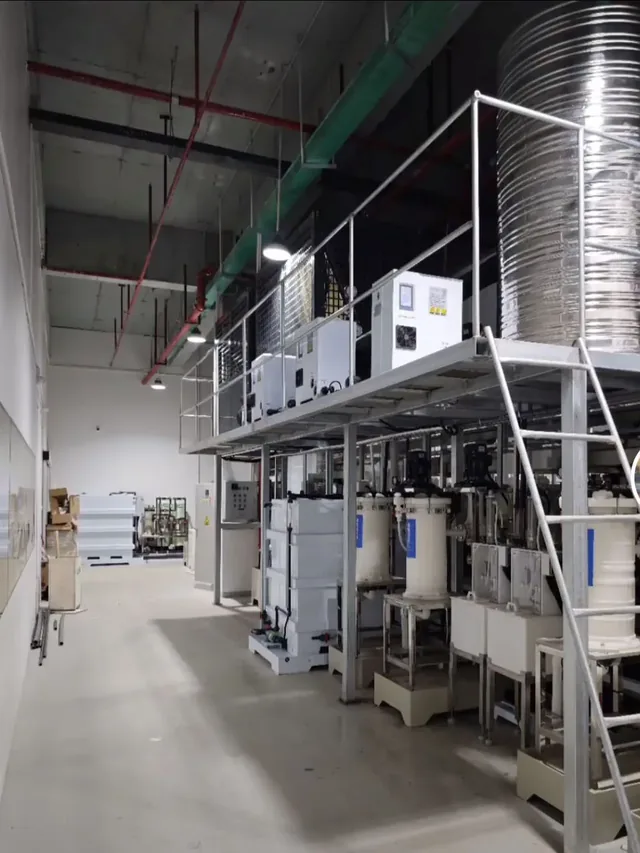 Gold Electrowinning Machine For Carbon Desorption And Cyanide Leach Solution in use