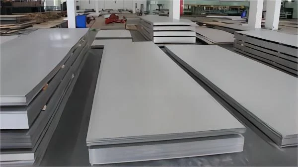 904L super austenitic stainless steel plate stacked on the shop floor