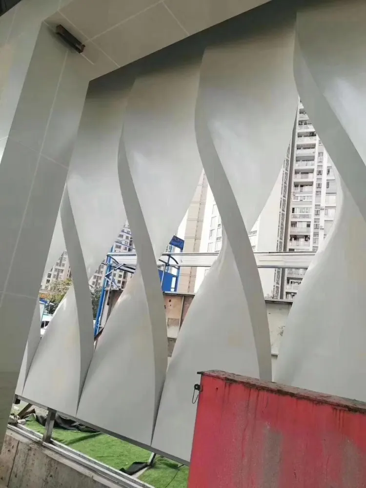 Aluminum perforated fence protecting PPG painted panel — Foshan Qi Aluminum Decorative Materials Co., Ltd