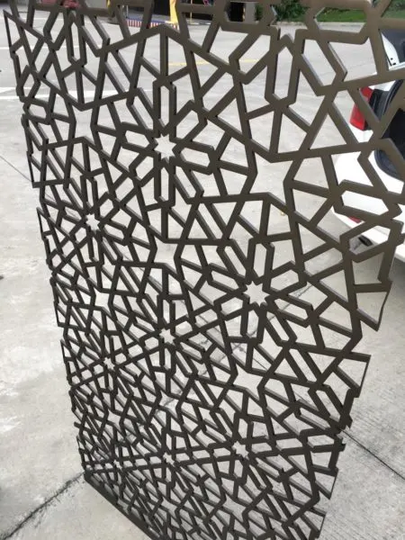 Aluminium panel metal screen partition laser cut custom made for wall decoration — Foshan Qi Aluminum Decorative Materials Co., Ltd
