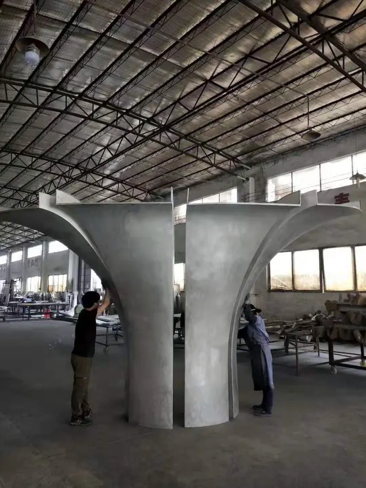 decorative aluminum double curved solid panel — Foshan Qi Aluminum Decorative Materials Co., Ltd