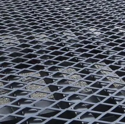 high quality good price customized aluminum steel mesh &mdash; Foshan Qi Aluminum Decorative Materials Co., Ltd