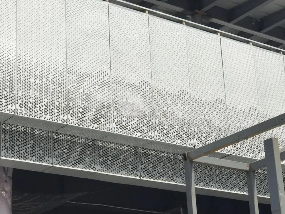 China New Pattern Aluminum Hole punching Perforated Sheet JOTUN Powder Paint Sheet — Foshan Qi Aluminum Decorative Materials Co., Ltd