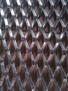 Stainless steel expanded metal mesh stretch diamond wire mesh — Foshan Qi Aluminum Decorative Materials Co., Ltd