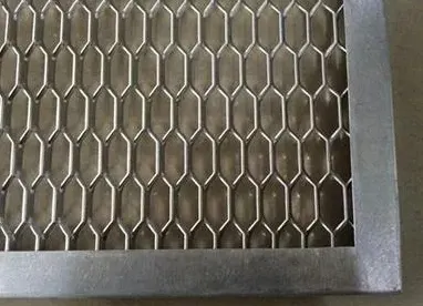 cheap galvanized welded wire mesh panel for fence/ stainless steel — Foshan Qi Aluminum Decorative Materials Co., Ltd