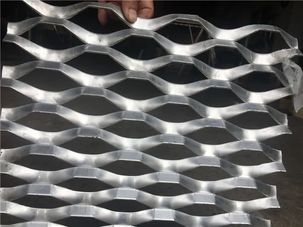 AA5005 Material Aluminum Mesh Screen Panel Powder Coating Decorative Mesh — Foshan Qi Aluminum Decorative Materials Co., Ltd