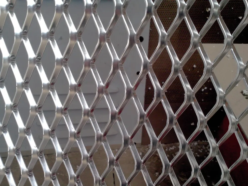 AA1060 Material Aluminum Engraving Metal Mesh Sheet Decorative Mesh in China — Foshan Qi Aluminum Decorative Materials Co., Ltd