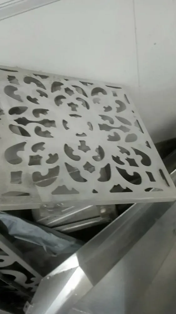 Latest decorative building materials 600 x 600 anodic oxidation surface aluminum sheet suspended mashrabiya ceiling board tiles — Foshan Qi Aluminum Decorative Materials Co., Ltd