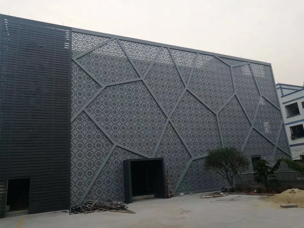 AA5005 Material Aluminum Perforated Mesh Panel — Foshan Qi Aluminum Decorative Materials Co., Ltd