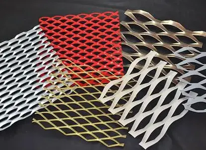 Aluminum Diamond Hole Metal Mesh Sheets Decorative Wire Mesh Manufacturer — Foshan Qi Aluminum Decorative Materials Co., Ltd