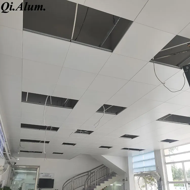 Round Hole Perforated Aluminum Panel Of Art — Foshan Qi Aluminum Decorative Materials Co., Ltd