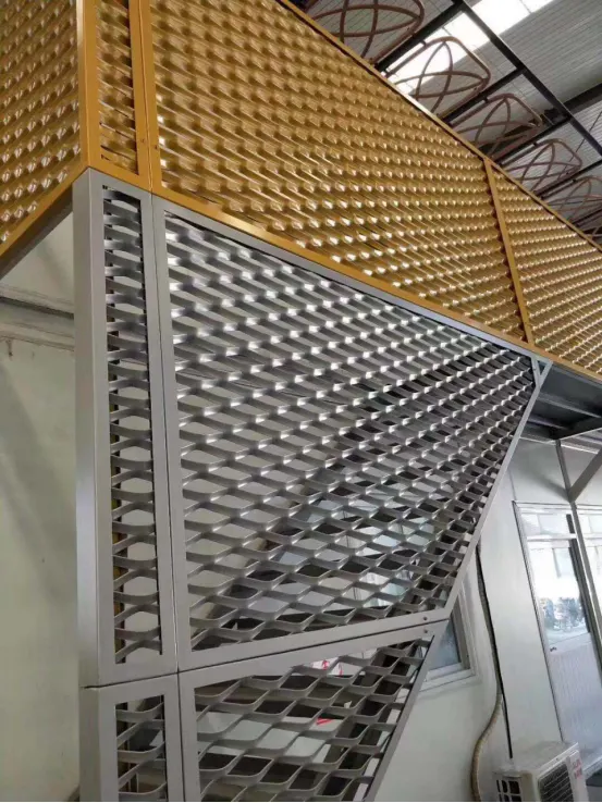 Mill Finish Aluminum decorative mesh panels exterior perforated panel — Foshan Qi Aluminum Decorative Materials Co., Ltd