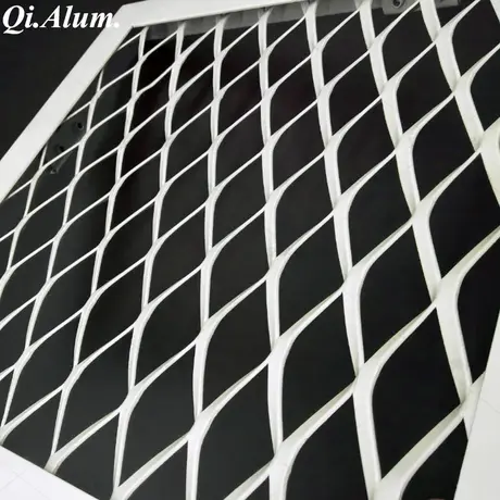JOTUN Powder Coating Aluminium Expanded Wire Mesh Sheets Outdoor Decoration Used