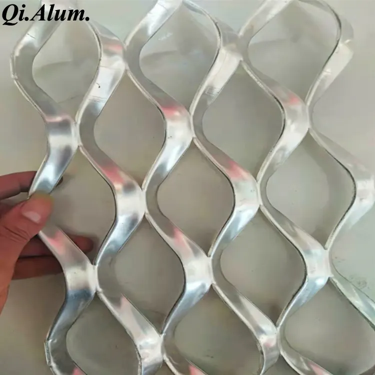 PPG Paint Construction Aluminum Metal Mesh Sheets — Foshan Qi Aluminum Decorative Materials Co., Ltd