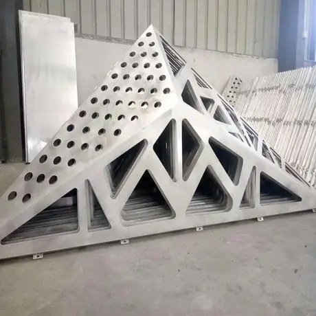 Carved aluminum single panel