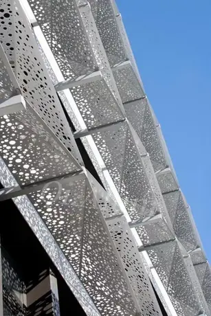 Custom Decorative Laser Cutting Aluminum Perforated Screens Outdoor Metal Aluminum Alloy For Building view 5