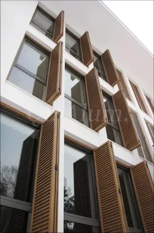 Aluminum Security Curtain & Exterior Louver Window