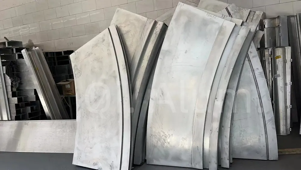 3.0mm Thick Aluminum Curved Sheet Custom Metal Curtain Wall Decorative Panel With Both Sided Powder Coating — Foshan Qi Aluminum Decorative Materials Co., Ltd