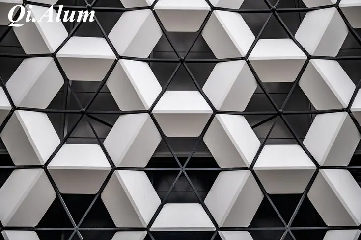 Wide recognition of the practicality of aluminum plates — Foshan Qi Aluminum Decorative Materials Co., Ltd