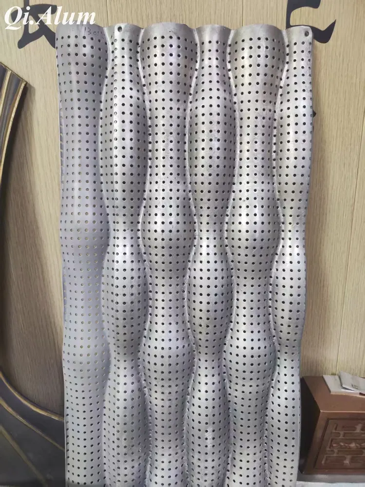 Elevate Your Garden with Aluminum Perforated Panel Fencing: Modern Elegance Meets Functional Durability — Foshan Qi Aluminum Decorative Materials Co., Ltd