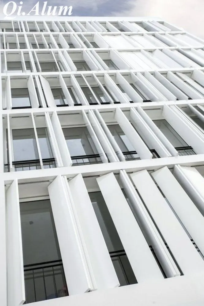 Aluminum Louver Facades: The Smart Choice for Modern Architecture — Foshan Qi Aluminum Decorative Materials Co., Ltd