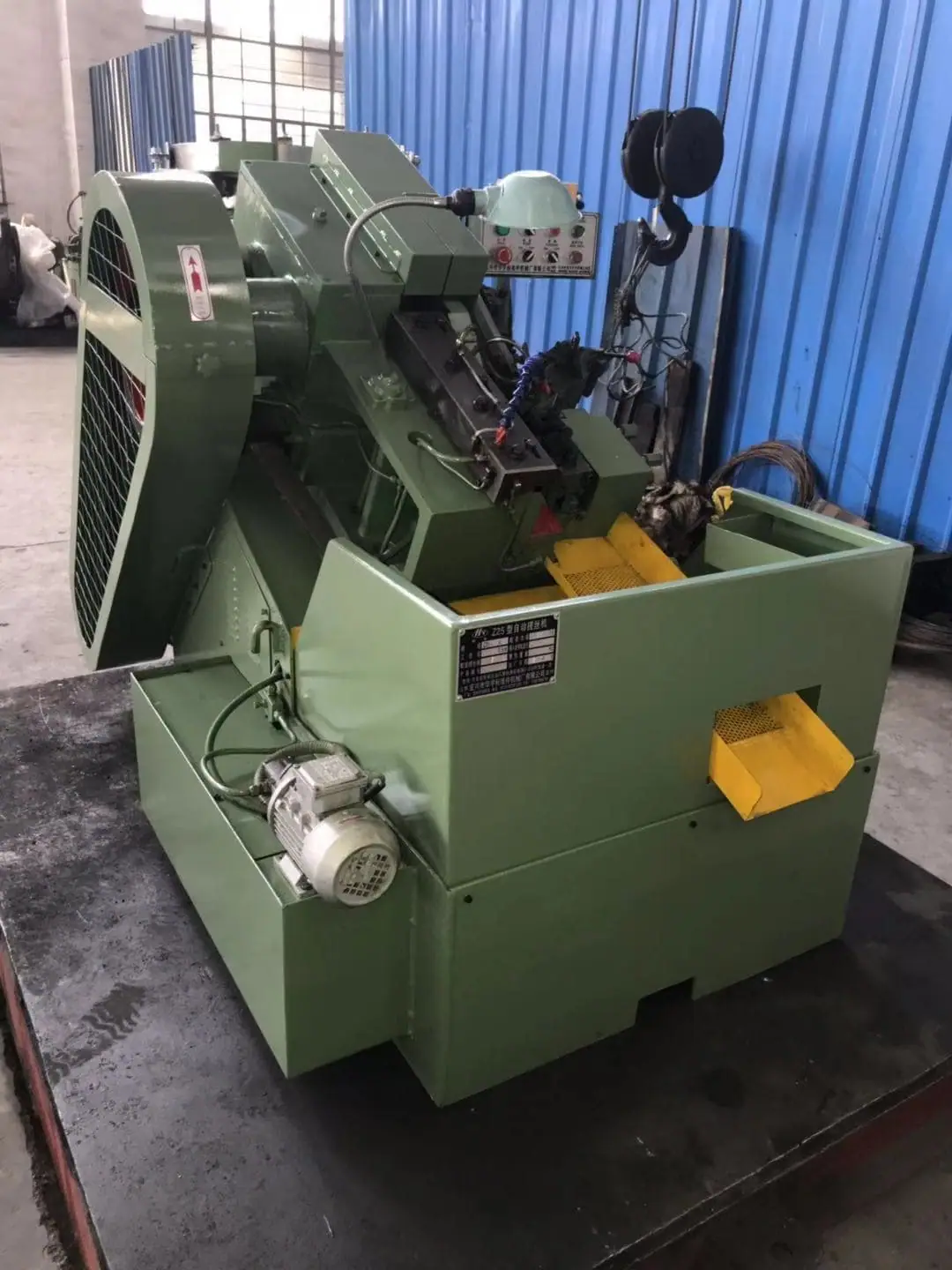 24MM-1″ stainless concrete wedge anchors thread rolling machine