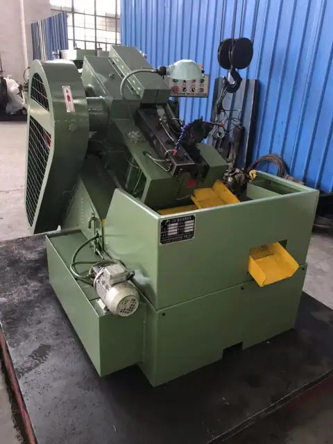 24MM-1″ stainless concrete wedge anchors thread rolling machine