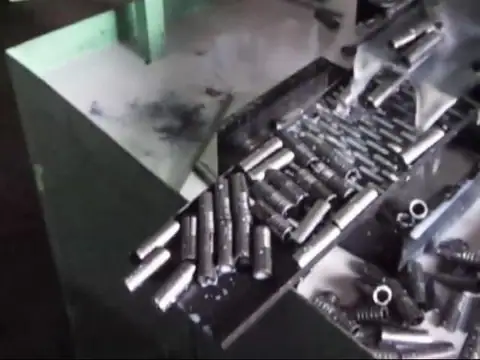 Elevator anchor sleeve bush making machine — detail 1