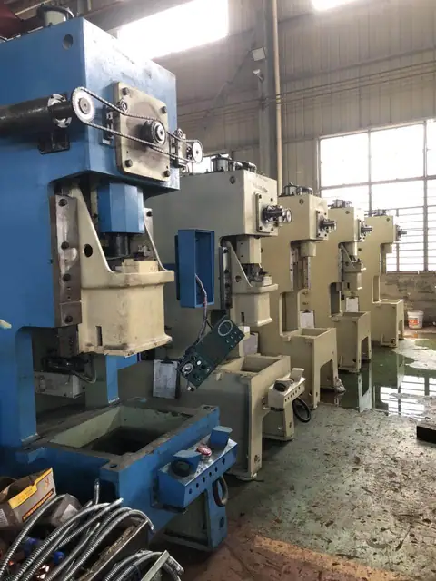 GC Series 80-260Tons guide plate type hydraulic stamping press
