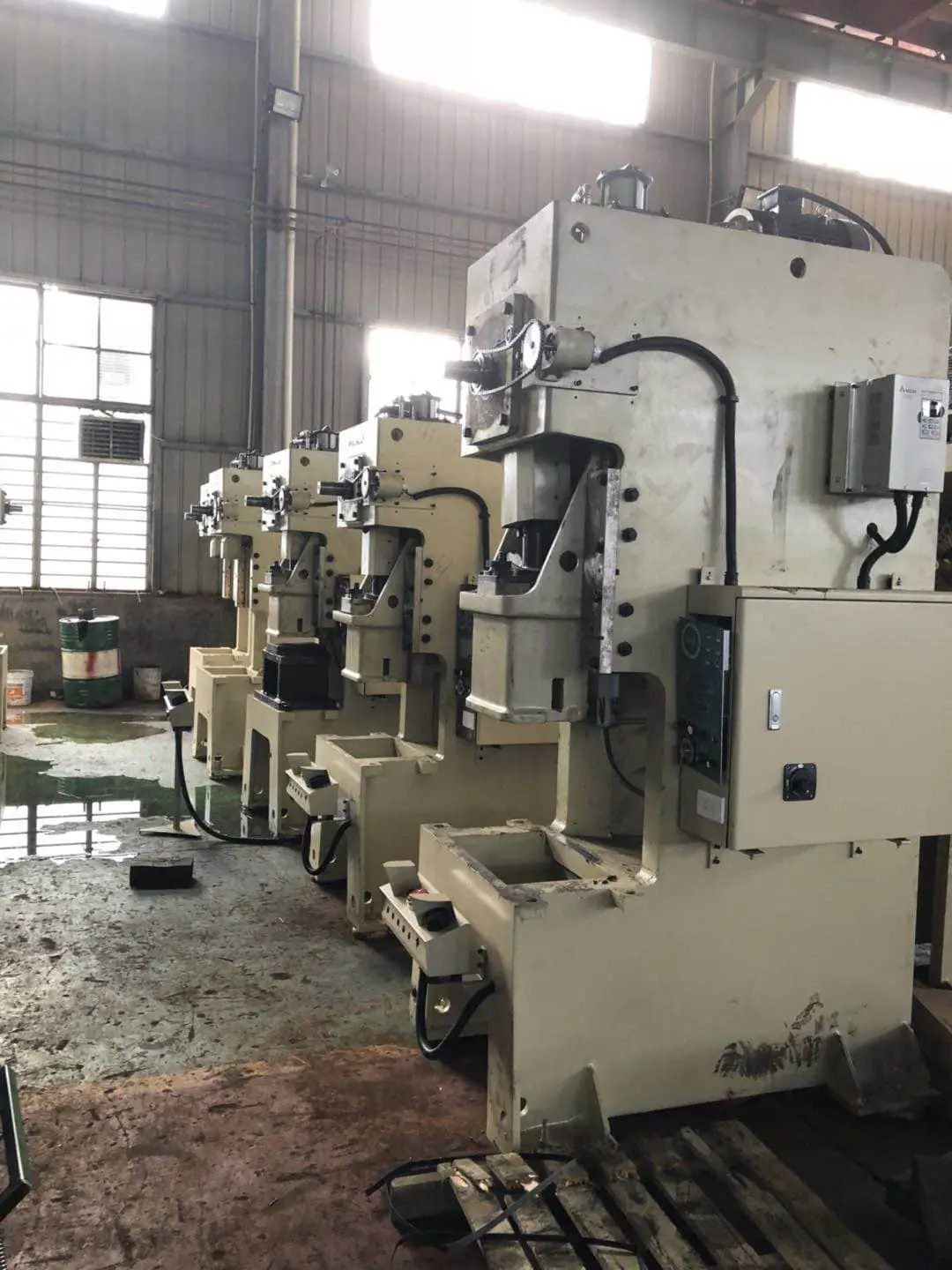 GF Series 5-65Tons guide plate type hydraulic pressing machine