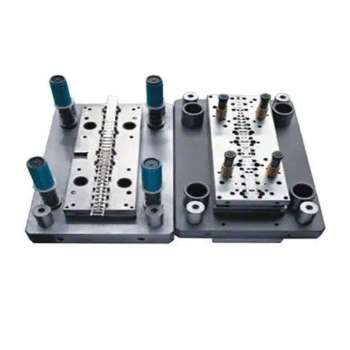 Clips And Sleeves Progressive Mold