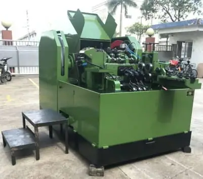 Wheel hub connect rivet nut making machine