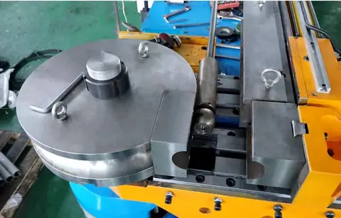 AW130CNC Hydraulic mandrel pipe bending machine — detail 1