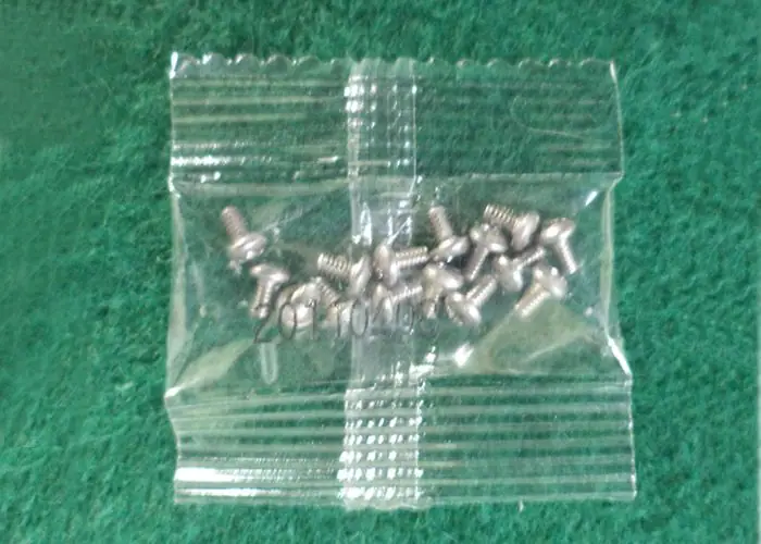 Packed bags by fasteners automatic packaging machine 3