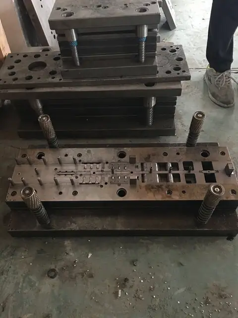 Progressive Stamping Moulds