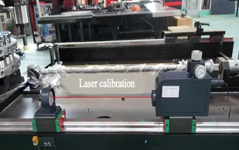 Closed mechanical CNC turret punch — detail 4