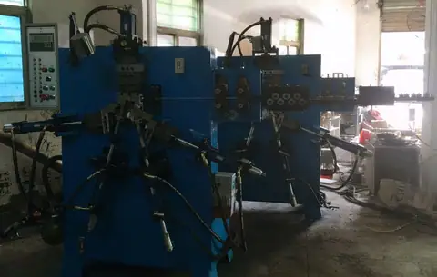 Bead headed head wire pins wire forming machine