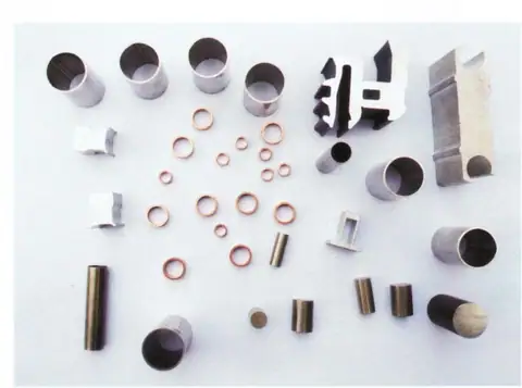 Raw metal material automatic cutting machine — detail 1