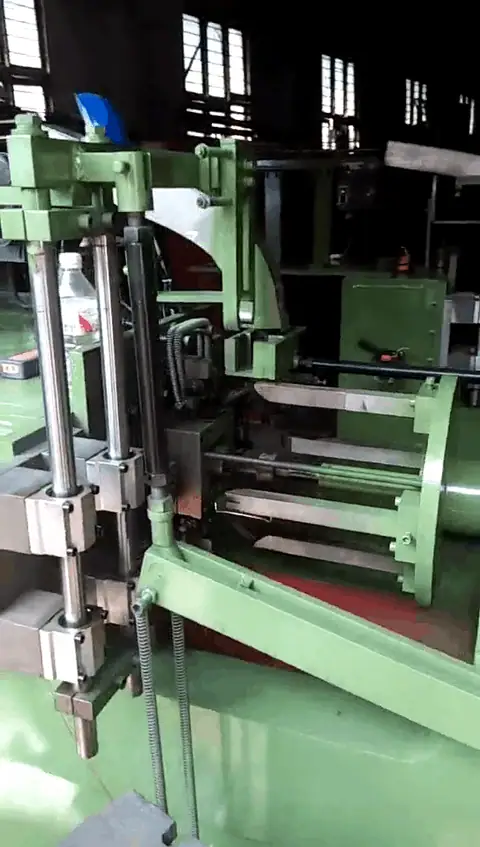 motor cover hole boring Horizontal punch machine