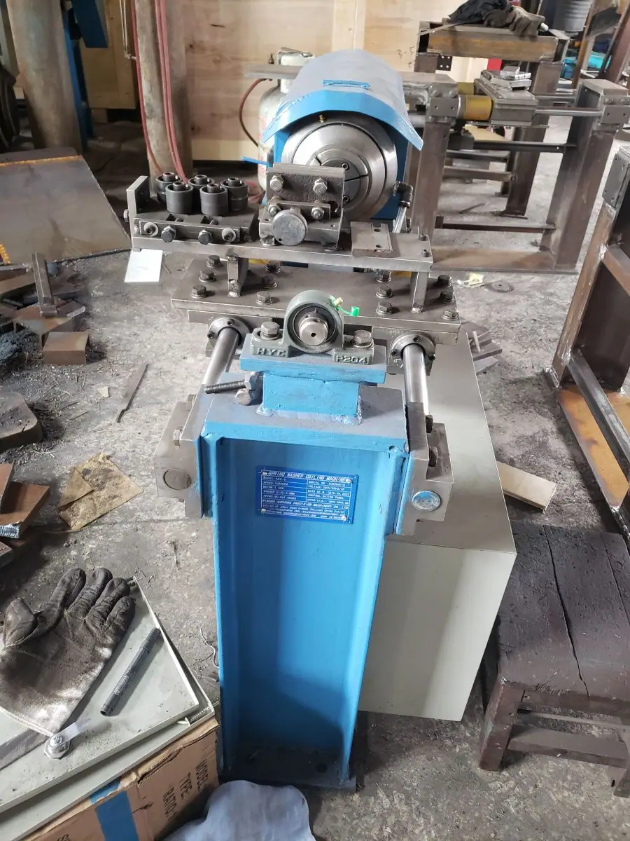 Inner hole 22-30mm Single lock spring washer coiling machine