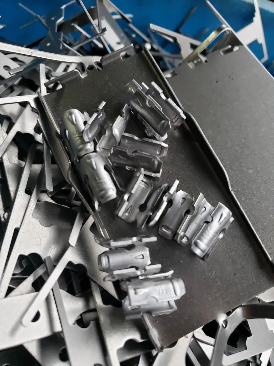 M10 through bolt clip double pcs drop progressive stamping mold