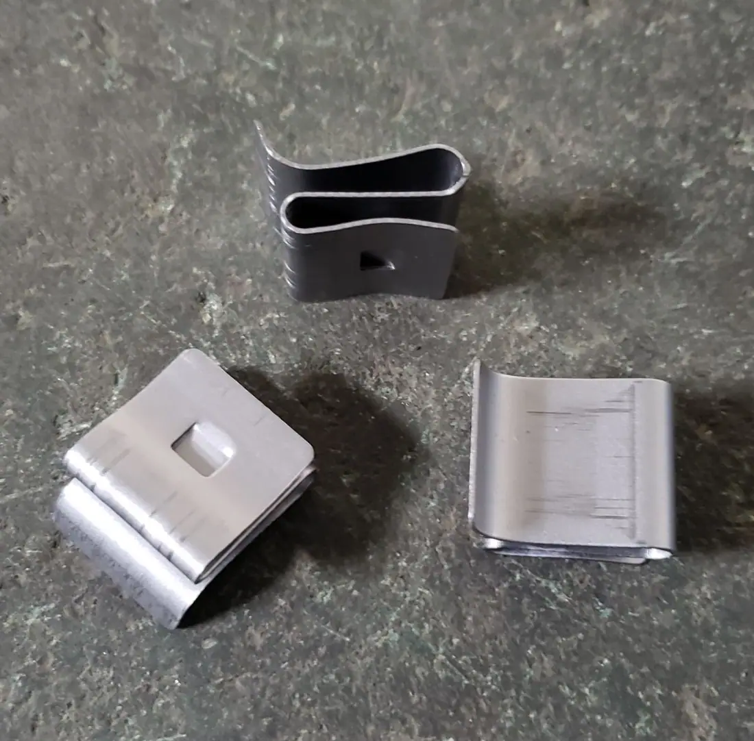 S shape sheet metal strip buckle clip progressive pressing machine with die