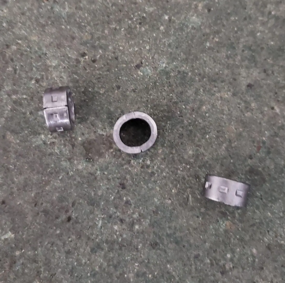 Thick anti slip ring sheet metal progressive forming with dot print
