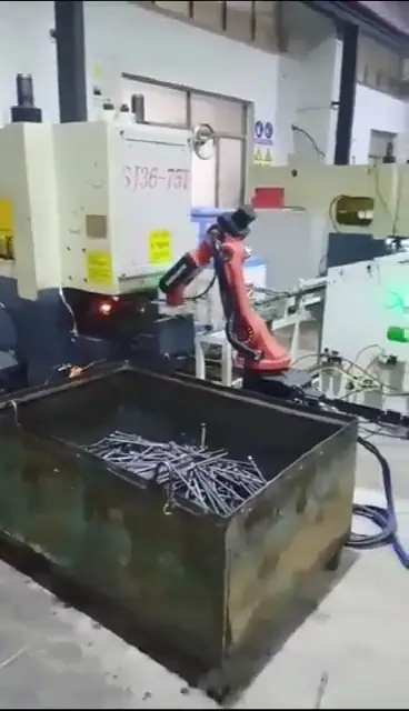 Horizontal forging stations bolt hot heading machine with manipulator transfer