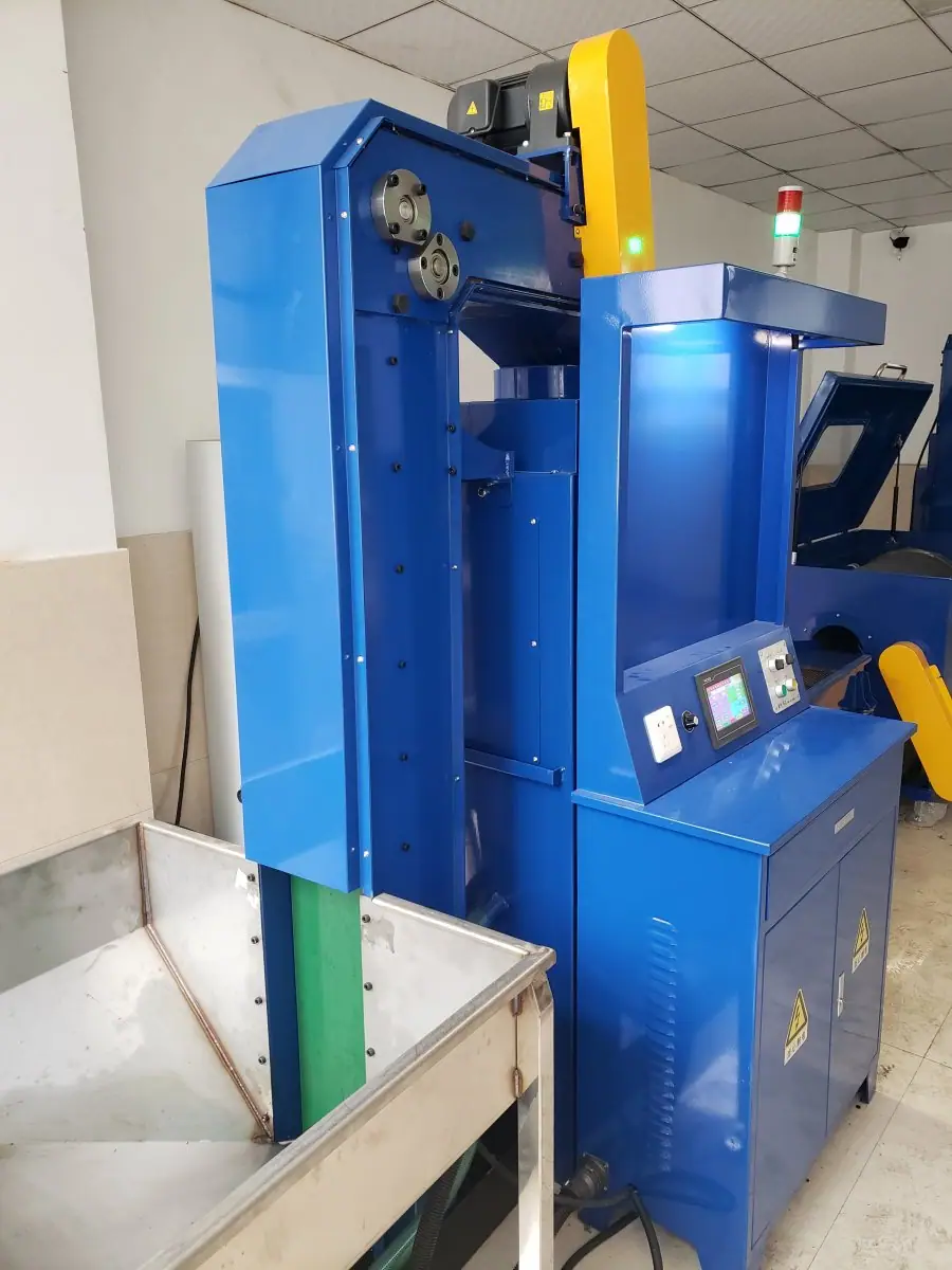 Cold forged fasteners automatic lifting deoiling and washing machine