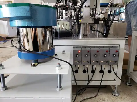 M8 sleeve anchor fastener automatic assembly line