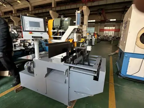 Hex bolt head automatic chamfering machine