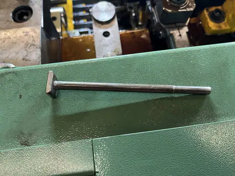 ABF-136L Solar photovoltaic facility use square head bolts making machine — detail 1