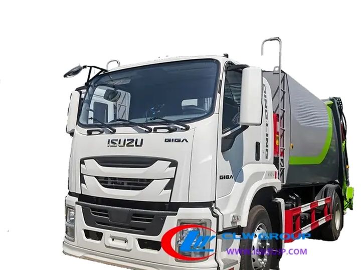 ISUZU GIGA refuse compactor truck